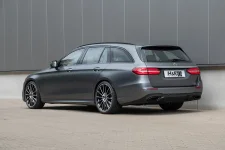 HR-Sportfedern-Mercedes-E-Klasse-W213-Tuning-2.webp