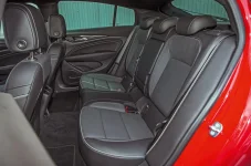 vauxhall-insignia-grand-sport-rear-seats-1.webp