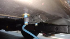 connector mount with bushings.webp