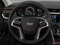 2018_cadillac_xts_steeringwheel.webp