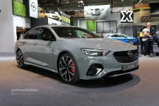 live-photos-opel-grandland-x-and-insignia-gsi-looks-spotless-in-frankfurt_21.webp